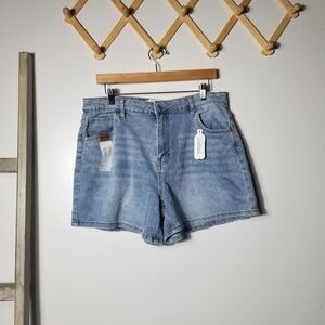 NWT PROJECT REBEL JUNIORS MIDI SHORTS SIZE 15